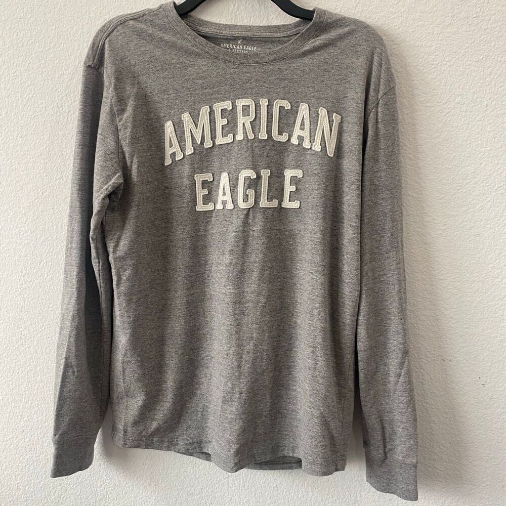 American Eagle Gray Long Sleeve Tee Size S